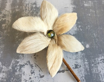 Flower Vintage Brooch / Flower Power 70s Brooch / Handmade Jewelry / Rockabilly Accessories