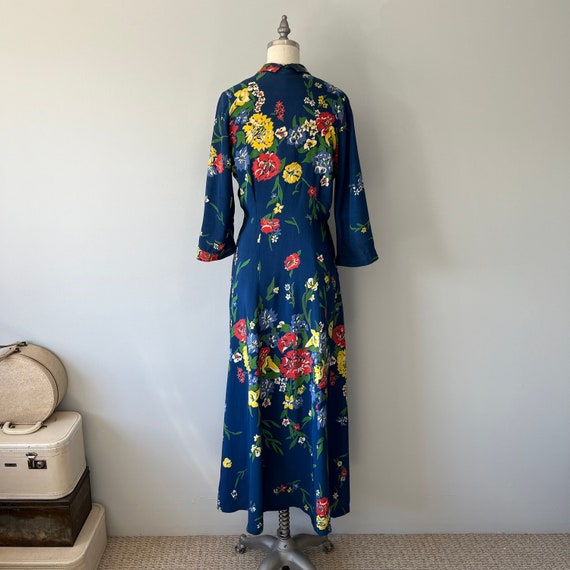 Vintage 1940s Housecoat / Rich Blue Loungewear / … - image 10