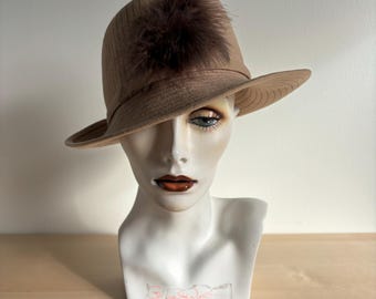 Vintage 1970s Sylvia Taupe and Beige Wool and Velvet Hat 