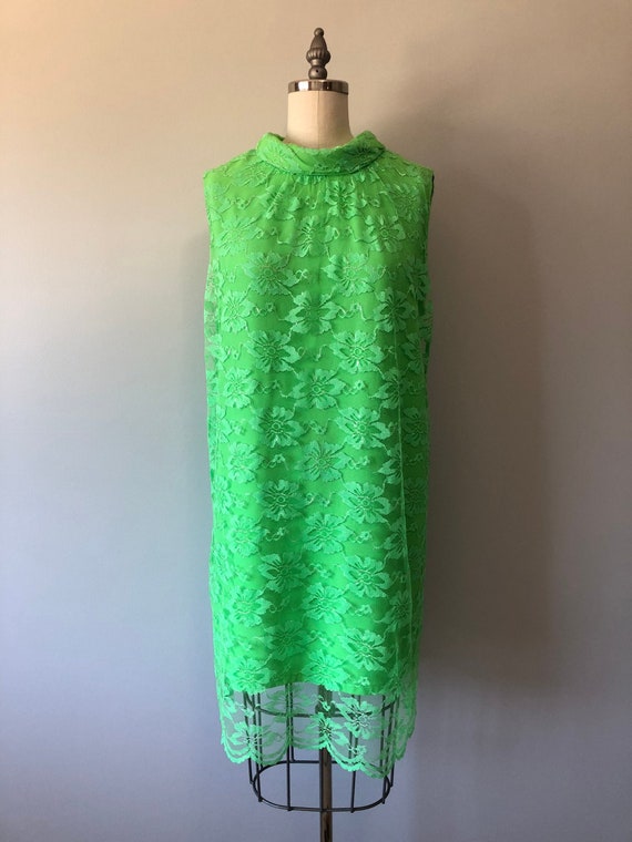 60s Mint Green Dress / Dainty Lace Fabric / Vintag