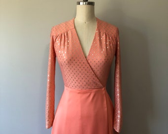 Elegant Peach Vintage Gown / Silver Detailing / Long 70s Classy Boho / Evening Wear Dress / Party Gown / Flowing Skirt / Detachable Belt