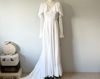 70s Wedding Dress / Vintage Handmade Gown / Cream White Boho Style / Flamenco Train Bustle / Unique Wedding Dresses