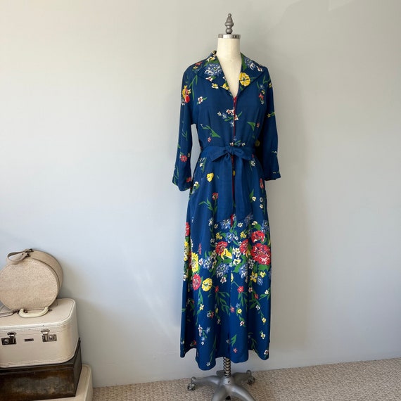 Vintage 1940s Housecoat / Rich Blue Loungewear / … - image 5