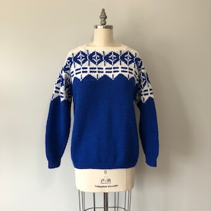Vintage 70s Hand Knit Ski Sweater, Nordic Style (Size S)
