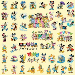 Puede incluir: Una colección de personajes de dibujos animados, incluyendo Mickey y Minnie Mouse, Donald Duck y Pluto, en varias poses de verano. Los personajes se representan con tablas de surf, pelotas de playa y gafas de sol, con las palabras "Hello Summer" y "Friends" en la imagen.