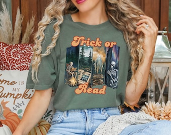 Skeleton Reading Book Shirt | Spooky Book Lover Tee | Goth Bookworm Gift | Halloween Skeleton T-Shirt | Dark Academia Reading Shirt