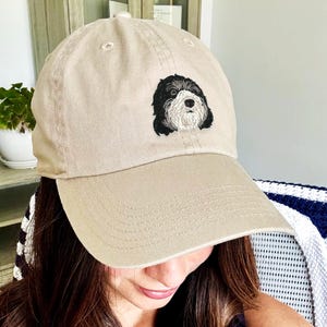 Embroidered Dog Portrait Hat from Your Pet Photo – Custom Cap for Dog Dad | Personalized Gift for Birthday, Christmas, or Pet Lovers