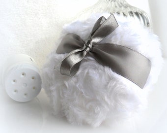 Body Powder Puff - Pewter Gray and White - for dusting powder - handmade by BonnyBubbles, 4 inch