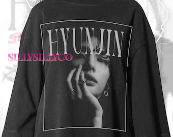 Stray Kids ヒョンジン × GUESS バッグチャーム - Etsy 日本