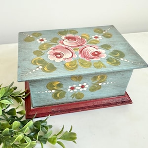 Vintage Folk Art Jewelry Box - Handpainted Trinket Box