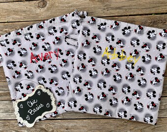 Personalized Laundry Bag Wet Dry Bag Travel Laundry Bag College Cloth Diaper Wet Bag Drawstring Wet Bag Personalized Gym Bag