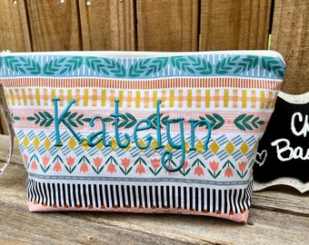 Makeup Bag - Cosmetics Case - Bridesmaid Gifts - Personalized Cosmetic Bags - over 200 Fabric Choices - Toiletry Bag - Small Zipper Pouch