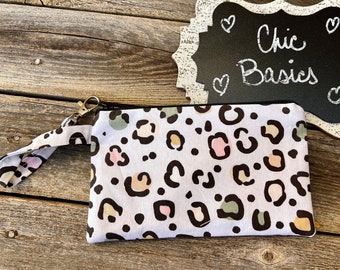 Makeup Bag - Personalized Cosmetic Bags - over 200 Fabric Choices - Toiletry Bag - Small Zipper Pouch