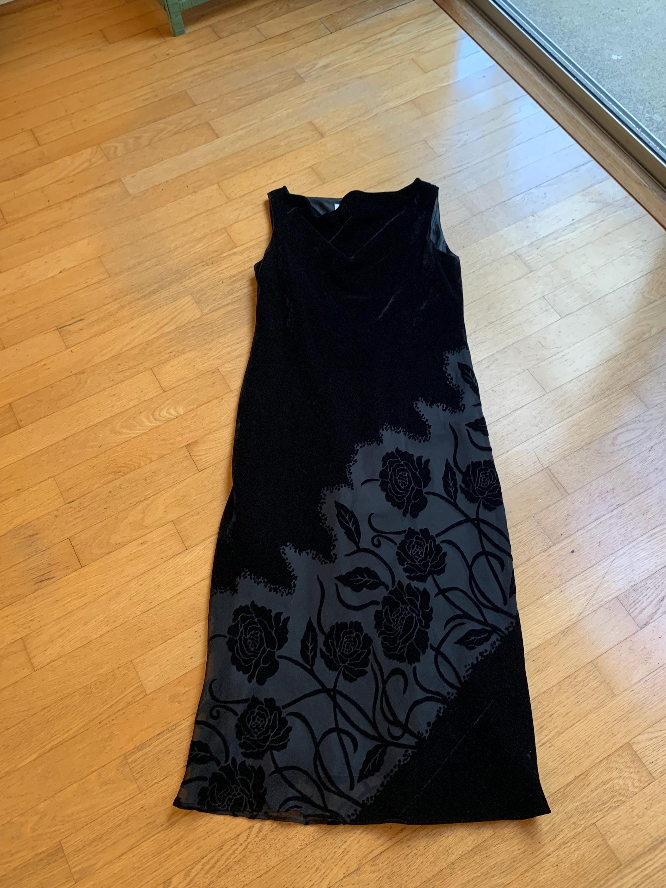 knee length dresses for ladies Women's Blitha Halter Sleeveless Velvet Midi Dress S/M/L/Xl Brown Mean Blvd Brown / XL