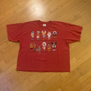 Vintage 90&#39;s Mesa Verde Kachina Doll Shirt Size XL, Vintage 90&#39;s Burgundy T-Shirt, Arizona Gildan, Tosh&#39;s de Tubac