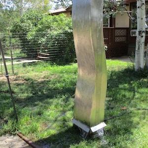 Stainless Steel Column Fountain 7.5&#39; Tall