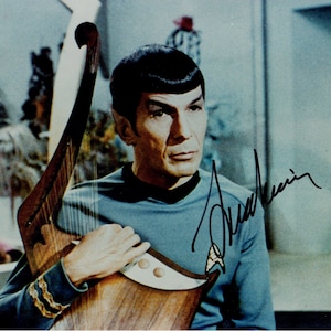 Leonard Nimoy als Spock in Star Trek |  8 x 10 authentieke handtekening ZELDZAAM!