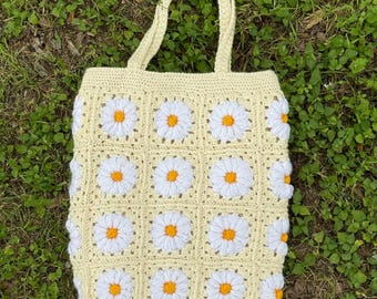 Handmade Crochet Daisy Tote Bag – Cheerful Floral Granny Square Design