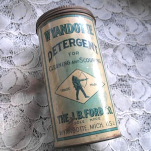 Vintage Wyandotte Detergent Tin ~ Advertising Tin