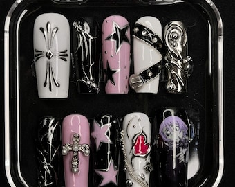 Uñas postizas Soul Eater Crona: Arte de uñas gótico de anime Y2K