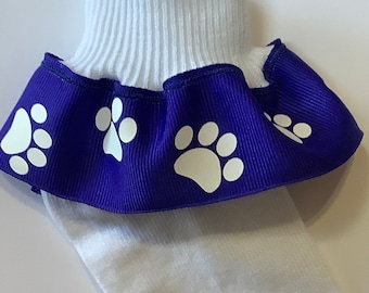 Calcetines con volantes y cinta con estampado de patas en azul real