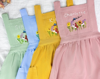 Hand-Embroidered Personalized Kids' Aprons – Soft Cotton-Linen Blend for Cooking, Baking, Arts & Crafts, Birthday Gift  V1
