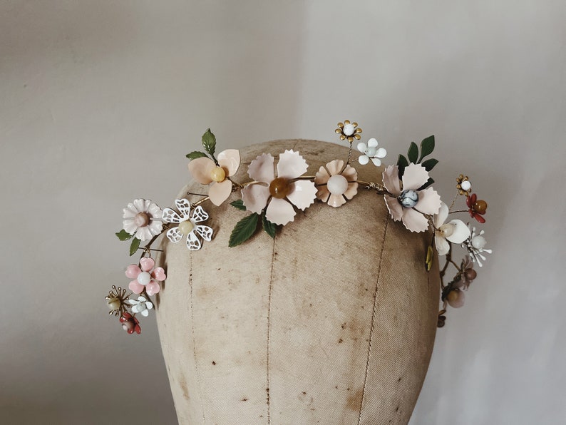 bespoke halo flower crown image 4