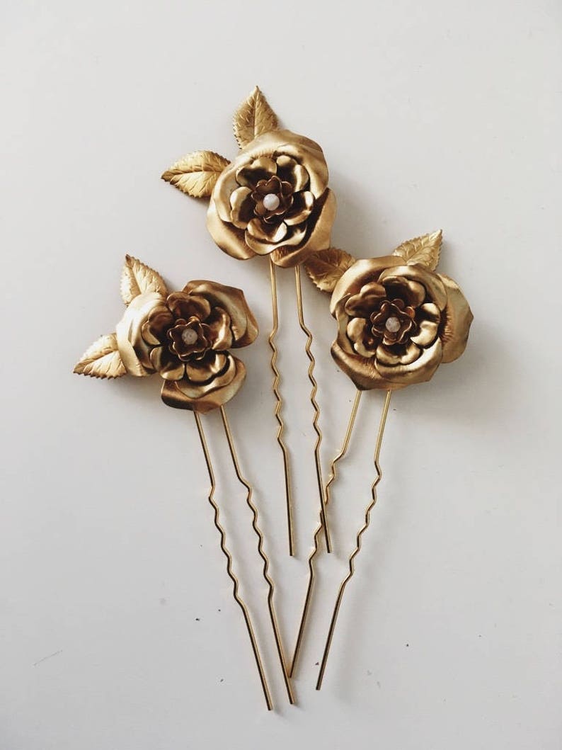 Garden rose pin set, 1616 image 5