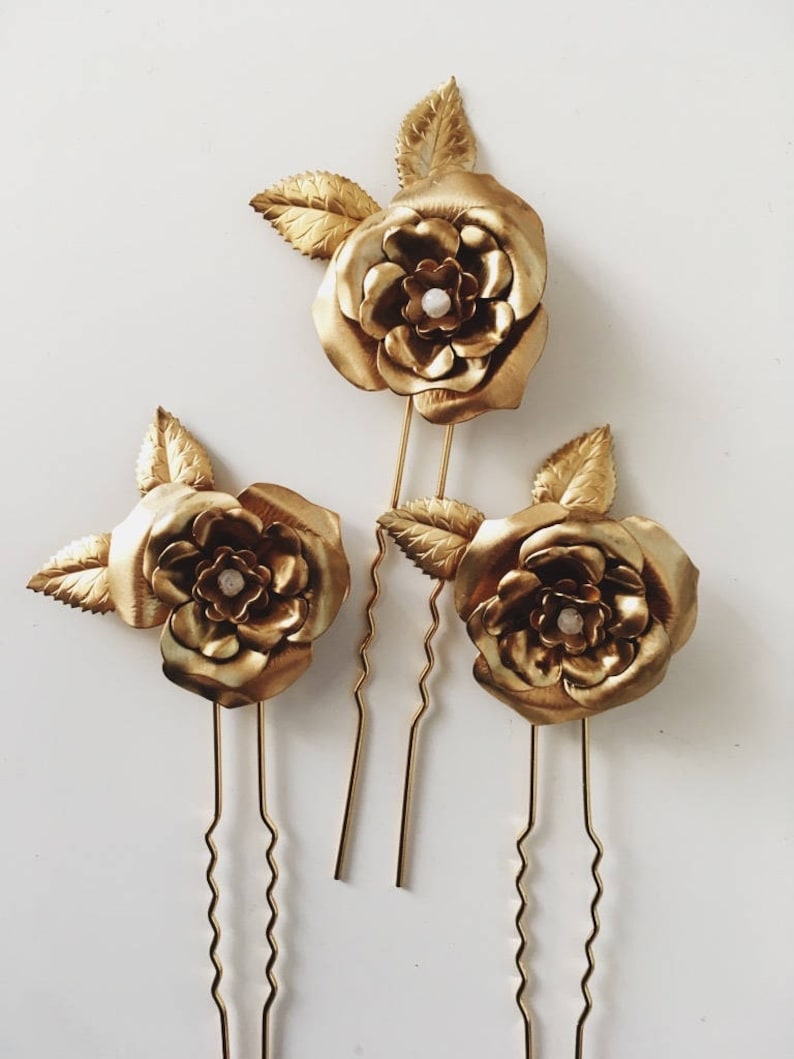 Garden rose pin set, 1616 image 2