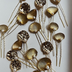 Seashell hairpins, 1806 image 4