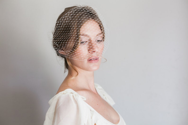 12 in french netting bandeau style veil 1010 image 3