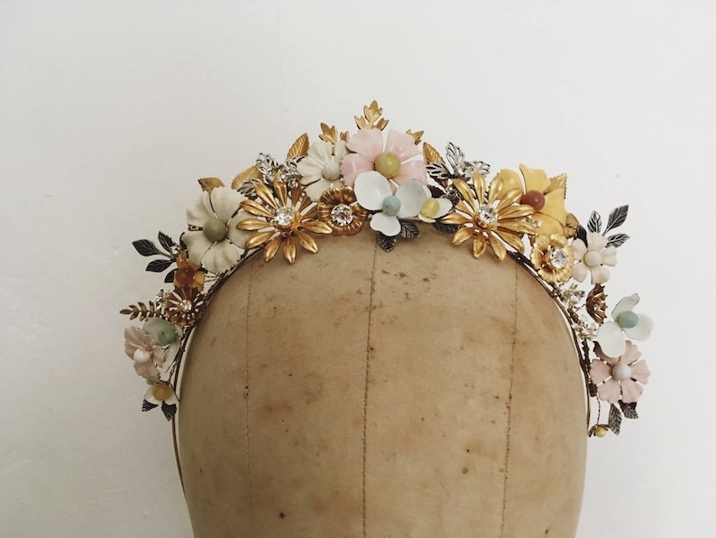 Bespoke crown, large, ceramic and brass 1501 image 3