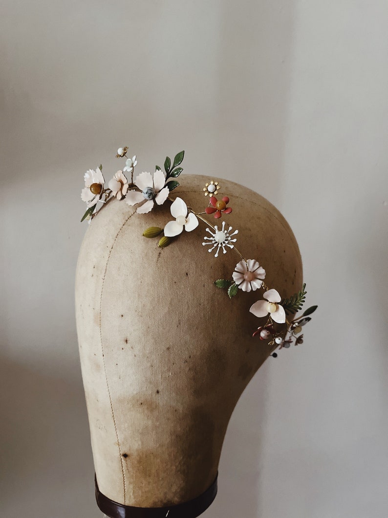 bespoke halo flower crown image 5