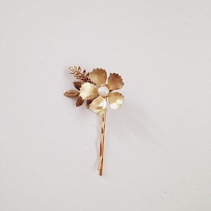 Corrine flower hairpin, small size 1305b image 1