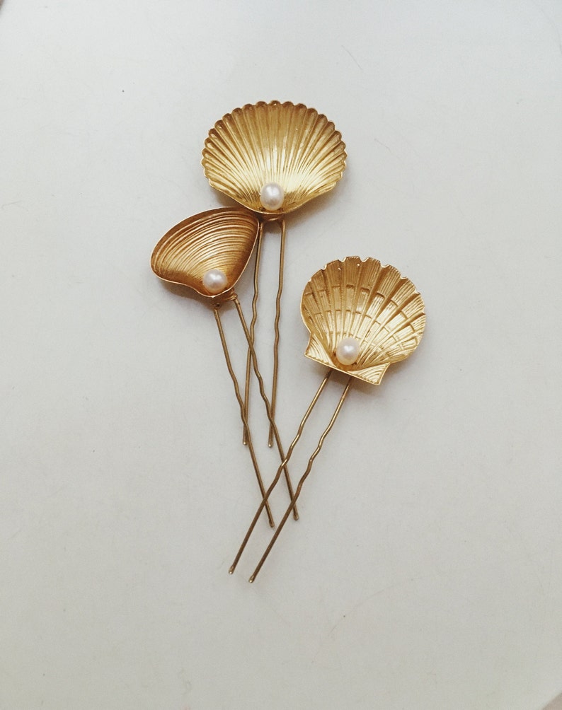Seashell hairpins, 1806 image 6