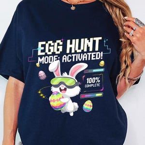 Lustiges Osterhasen-Eiersuche-T-Shirt: Retro-Grafik-T-Shirt