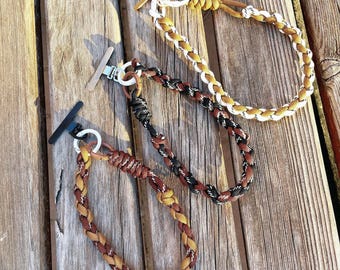 Handgemaakt gevlochten paracord telefoonkoord | Chocolade- en koffiekleurcadeau | Touwpolsbandje met geüpgradede connectorpatch