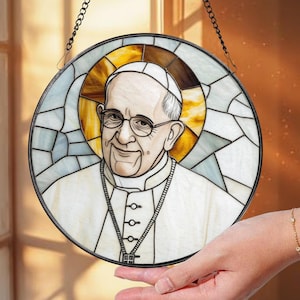 Pope Francis Stained Glass Suncatcher, Catholic Window Hanging, Religious Round Glass Art, Christian Home Decor Gift for Believers