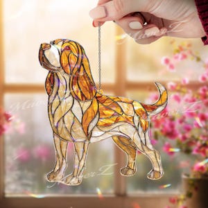 Attrape-soleil personnalisé en acrylique représentant un basset hound, décoration de fenêtre en ambre, cadeau commémoratif pour amoureux des animaux, cadeau souvenir pour les amoureux des animaux.