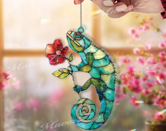 Chameleon Acrylic Suncatcher, Stained Glass Style Lizard Window Hanging, Colorful Nature Sun Catcher Decor Gift