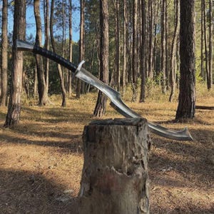 Handmade Carbon Steel Khopesh Sword: Tactical Hunting, Leather Sheath