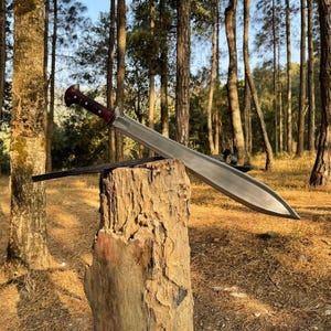 Hand Forged Carbon Steel Hunting Sword: Leather Sheath