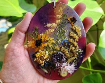 Wildflower Ornament,  Mini Wall Hanging, Resin, Preserved Flowers, Pressed Flowers, Garden Ornament, Painting