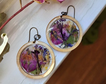 Wildflower wood earrings, resin earrings, pressed flowers, jewelry