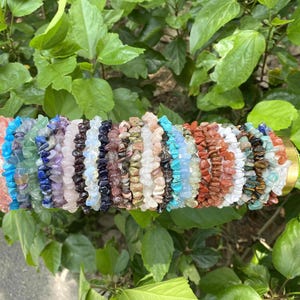 Natural Crystal Chip Bracelet,Gemstone Jewelry, Boho Stretch Beaded Bracelet, Handmade Gift for Her or Him