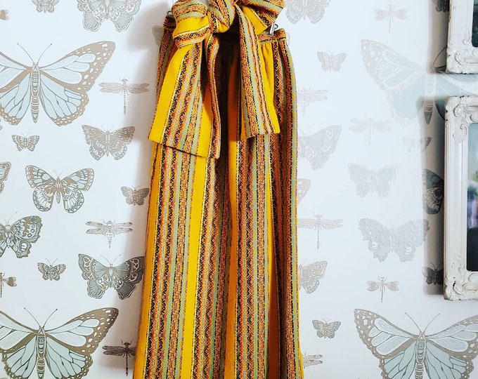 AmAzInG Funky 1960s Orange and Blue Tapestry Skirt