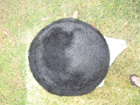 Vintage 1960s Mystere Black Faux Fur Velvet Hat - Etsy display picture 1