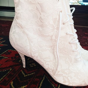 Vintage 1980s Lacey Studio 6 MADONNA White Lace Ankle Pointy Boots image 4