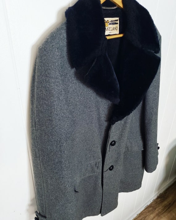 Vintage Men's Grey and Black Faux fur Lakeland 19… - image 4