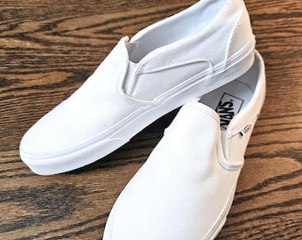 Classic all White slip on Tennis shoes sneakers Vans